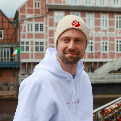 Rotre Rosen Mütze mit Logo gestickt